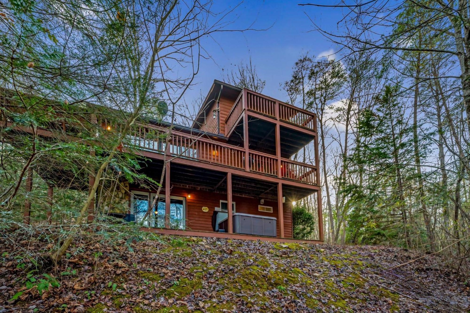 Peaceful Living Minutes From Blue Ridge Hot Tub Pool Table Villa Luaran gambar