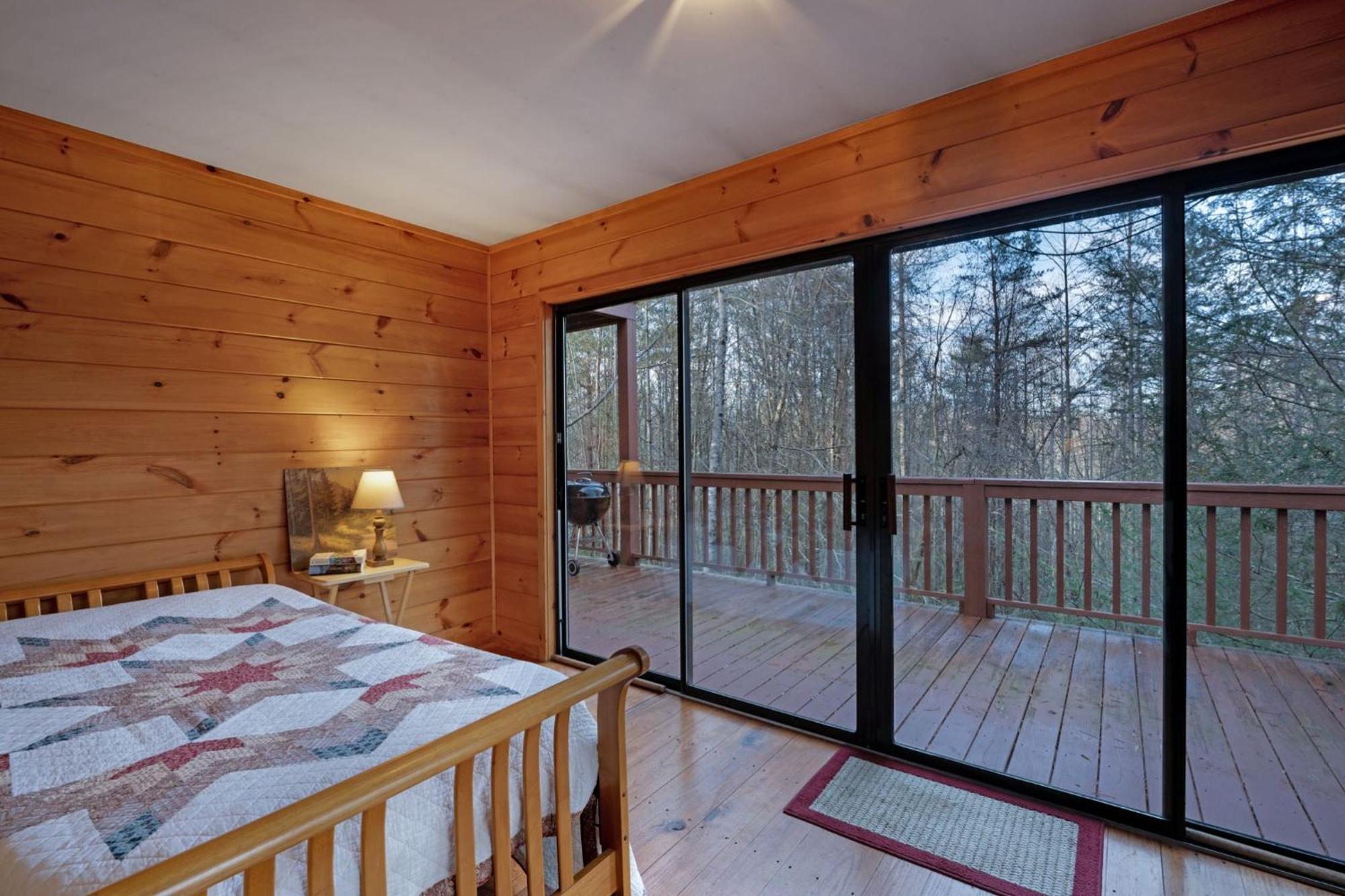 Peaceful Living Minutes From Blue Ridge Hot Tub Pool Table Villa Luaran gambar