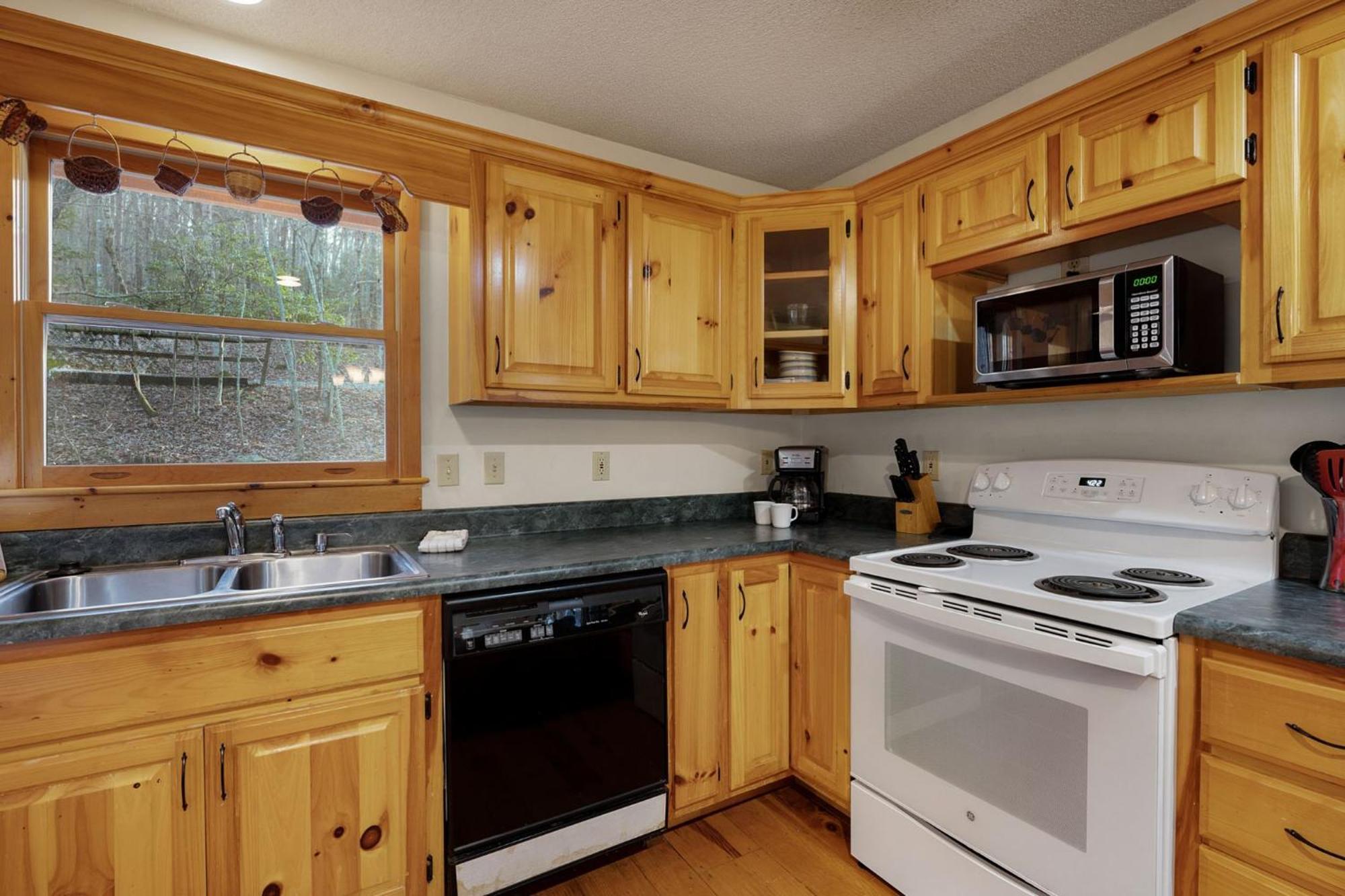 Peaceful Living Minutes From Blue Ridge Hot Tub Pool Table Villa Luaran gambar